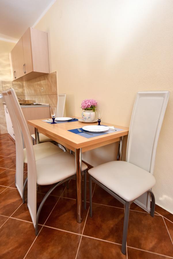 Apartmani Stanisic Čanj Buitenkant foto