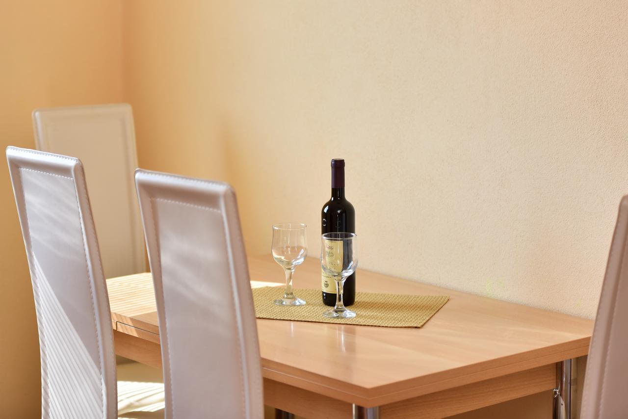 Apartmani Stanisic Čanj Buitenkant foto