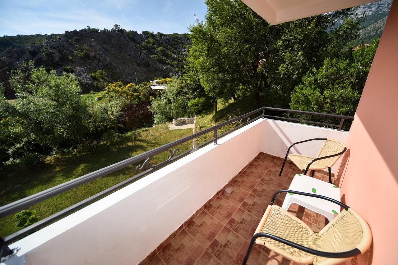 Apartmani Stanisic Čanj Buitenkant foto