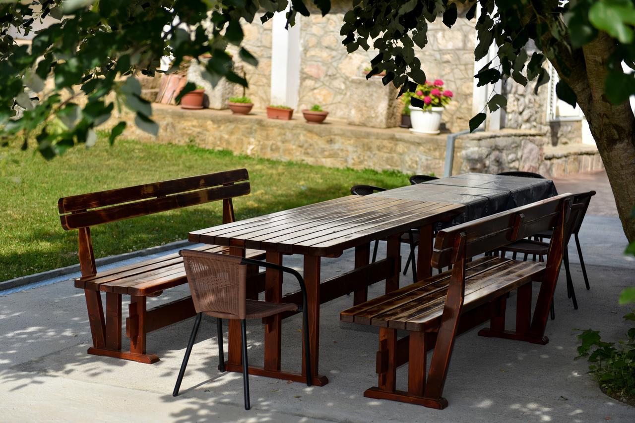 Apartmani Stanisic Čanj Buitenkant foto